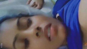 Desi Girl Lund Chus Ke Chudwati Hui Jarur Dekhen