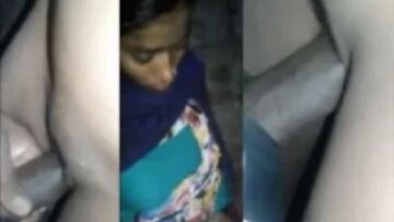 Village Girl Ko Jaldi Se Kapde Utaro